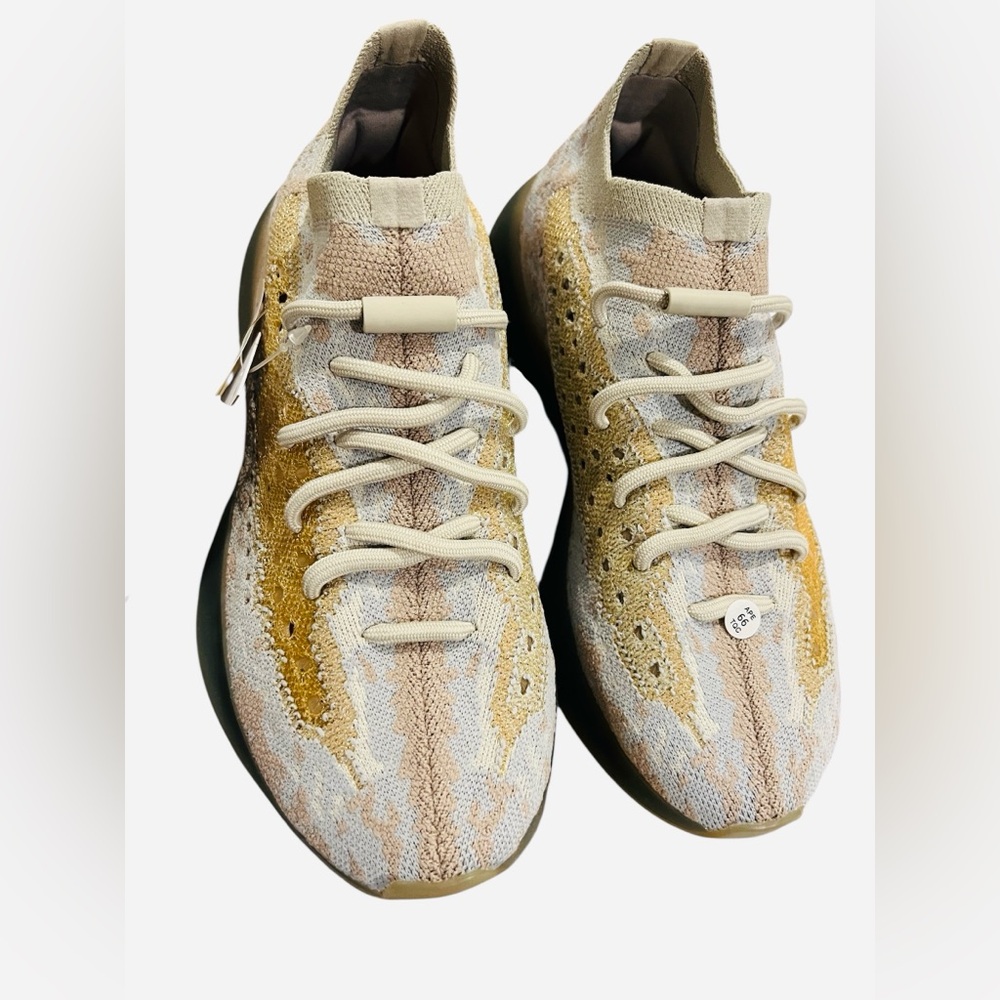 adidas Yeezy Boost 380
Pepper. Stylish Multicolor Knit Sneakers